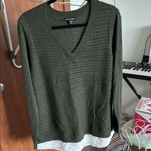 Hilary Radley Green V-Neck Sweater with Layered Look